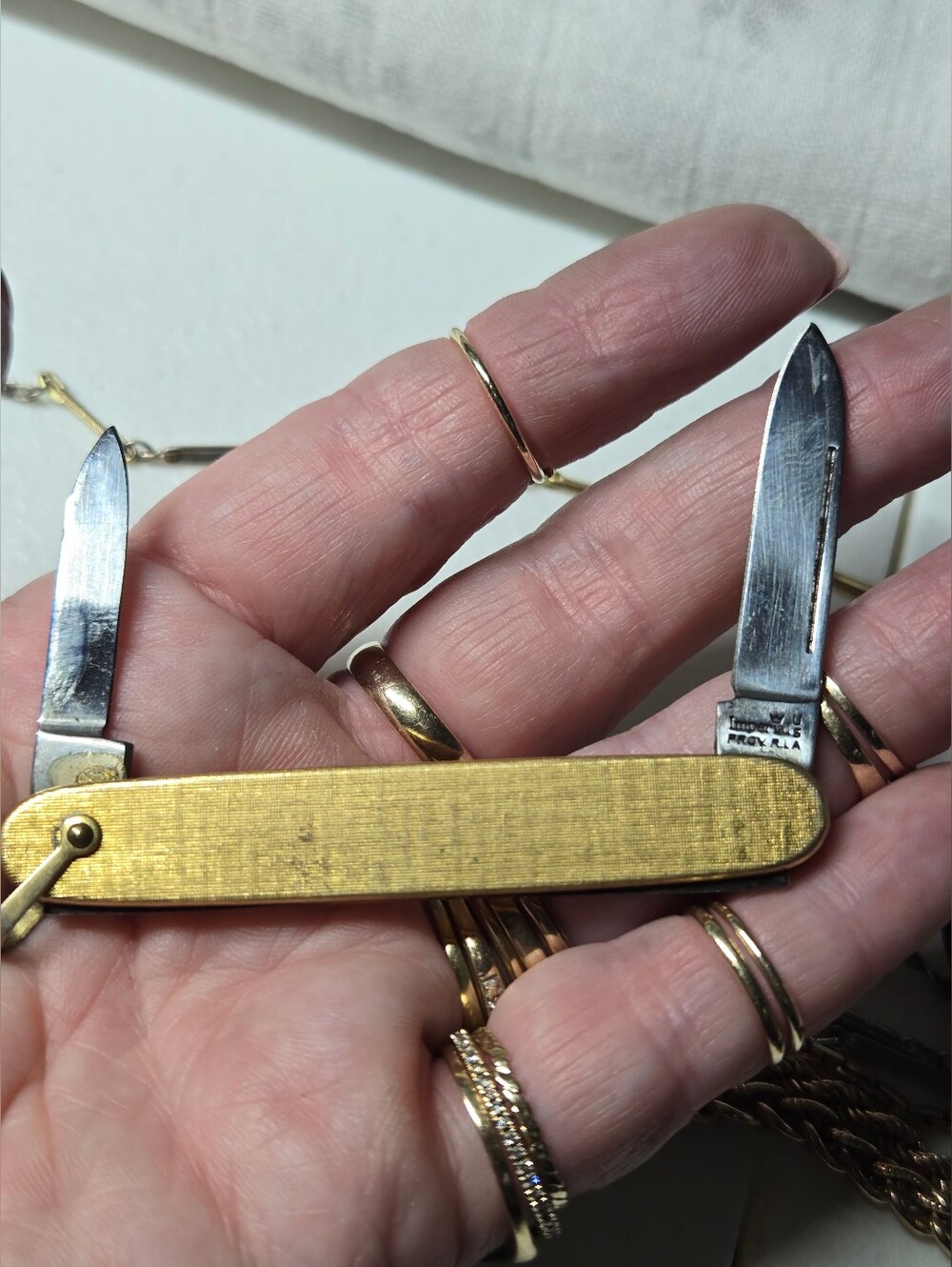 Vintage Gold-Tone Multi-Blade Pocket Knife Set - Gold - Picture 4 of 9